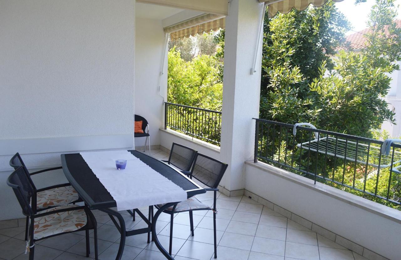 Apartments With A Parking Space Makarska - 11361 Exterior photo